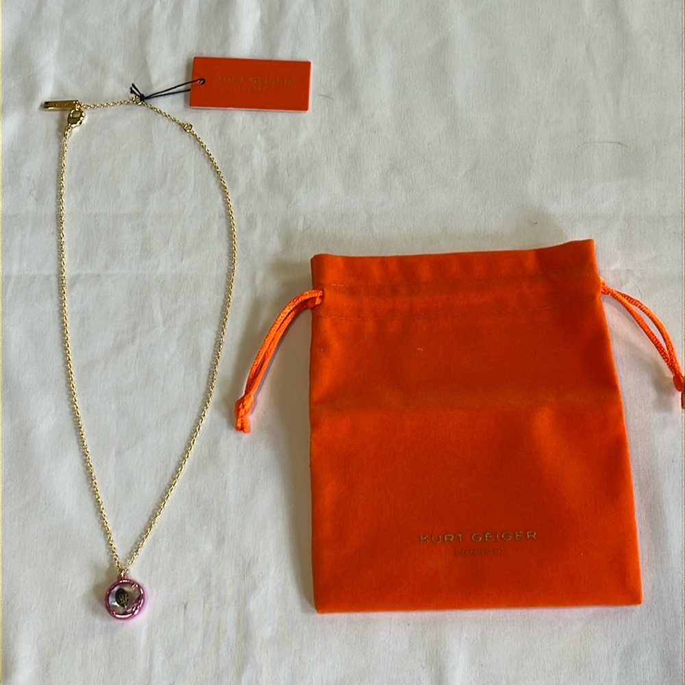 Kurt Geiger Eagle Stone and Crystal Pendant Necklace in Pink and Gold NWT - Picture 3 of 9